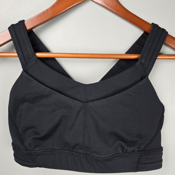 Lululemon Sports Bra Black Womens Size 8 Fitness Gym Workout - Picture 3 of 10